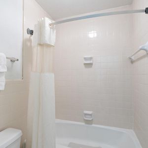 King Room Mobility accessible